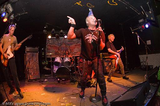 destroy_everything_2180092262_dd5e268deb_o