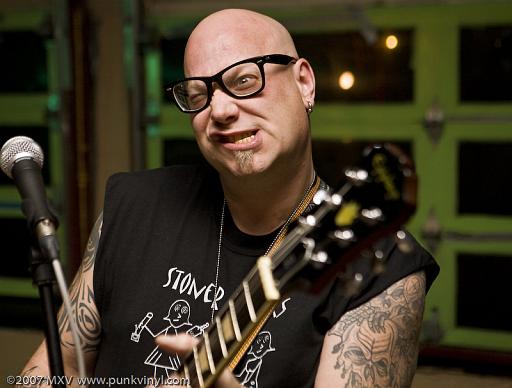 hanover_fist_ronnys_01