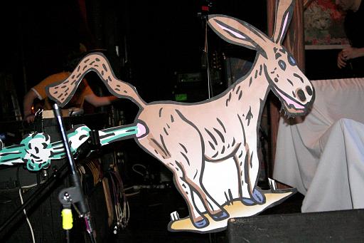 destroy_everything_christmas_rf0433