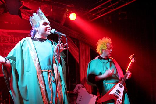 destroy_everything_christmas_rf0486