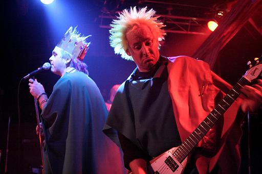 destroy_everything_christmas_rf0497