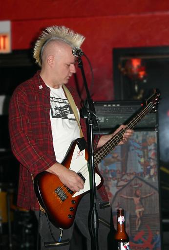 stiff_mittens_darkroom