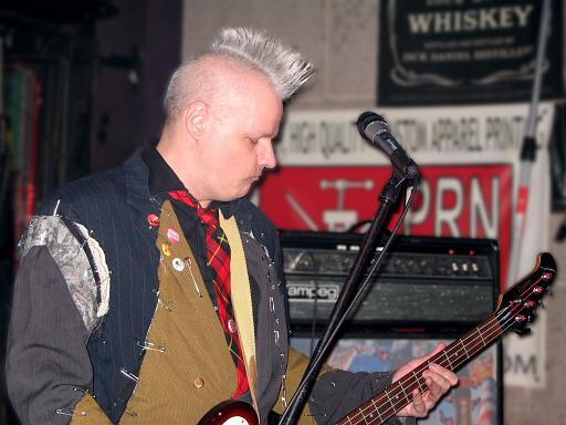 stiff_mittens_melodyinn